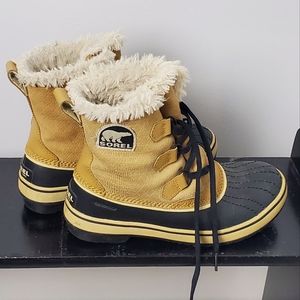 Sorel Caribou Winter Duck Boots